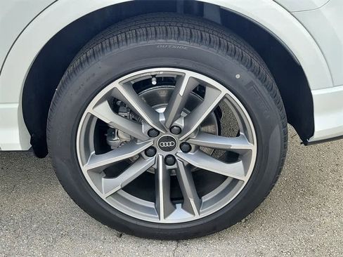 New 2025 Audi Q3 2.0T Premium image 8