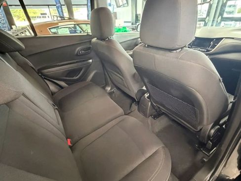 Used 2019 Chevrolet Trax LS w/ Tint and Cruise Package FWD image 11