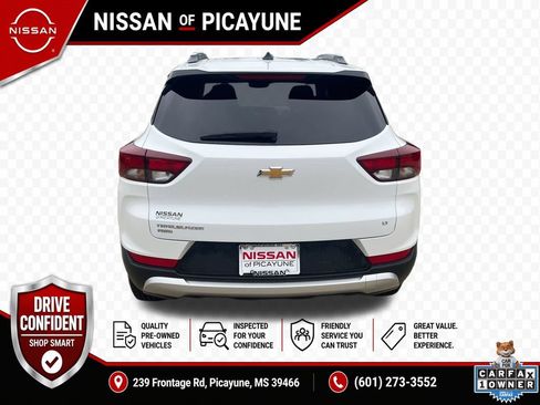 Used 2025 Chevrolet TrailBlazer LT AWD/4WD image 4