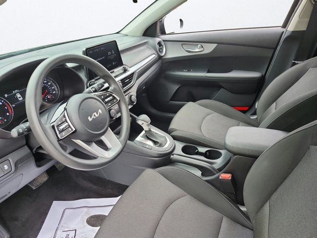 Certified 2024 Kia Forte LXS w/ LXS Technology Package FWD image 11