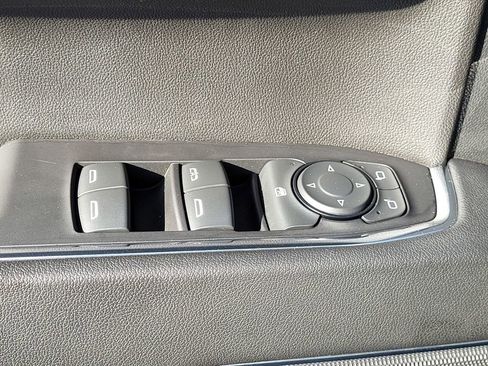 Used 2023 Chevrolet Silverado 1500 RST image 16