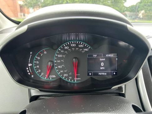 Used 2020 Chevrolet Sonic Premier FWD image 32