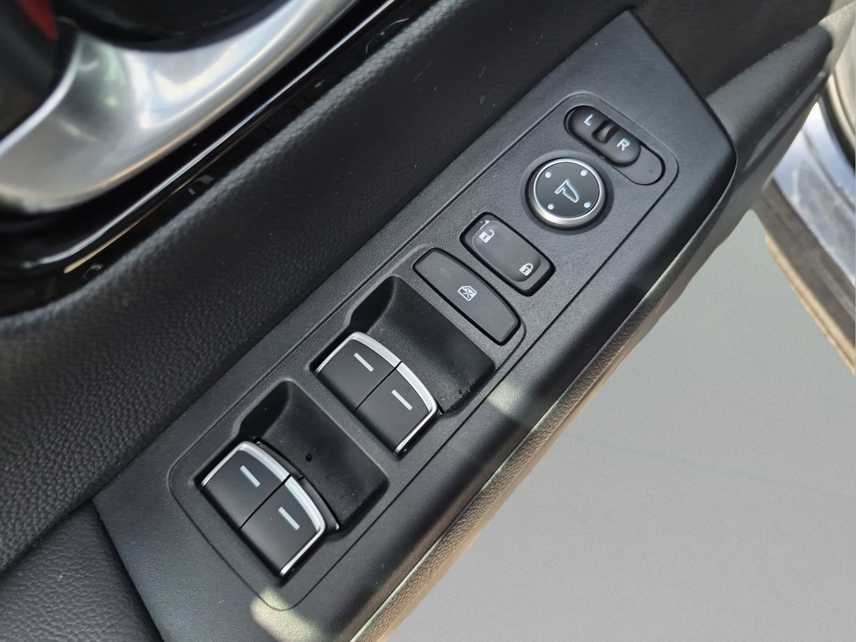 Certified 2024 Honda CR-V EX-L image 16
