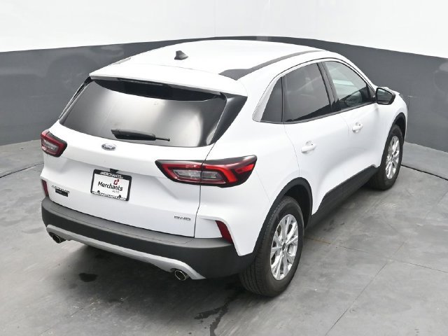 Used 2023 Ford Escape Active AWD/4WD image 37