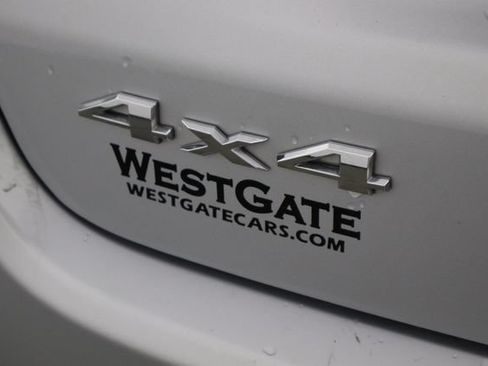 Used 2024 Jeep Compass Latitude AWD/4WD image 40