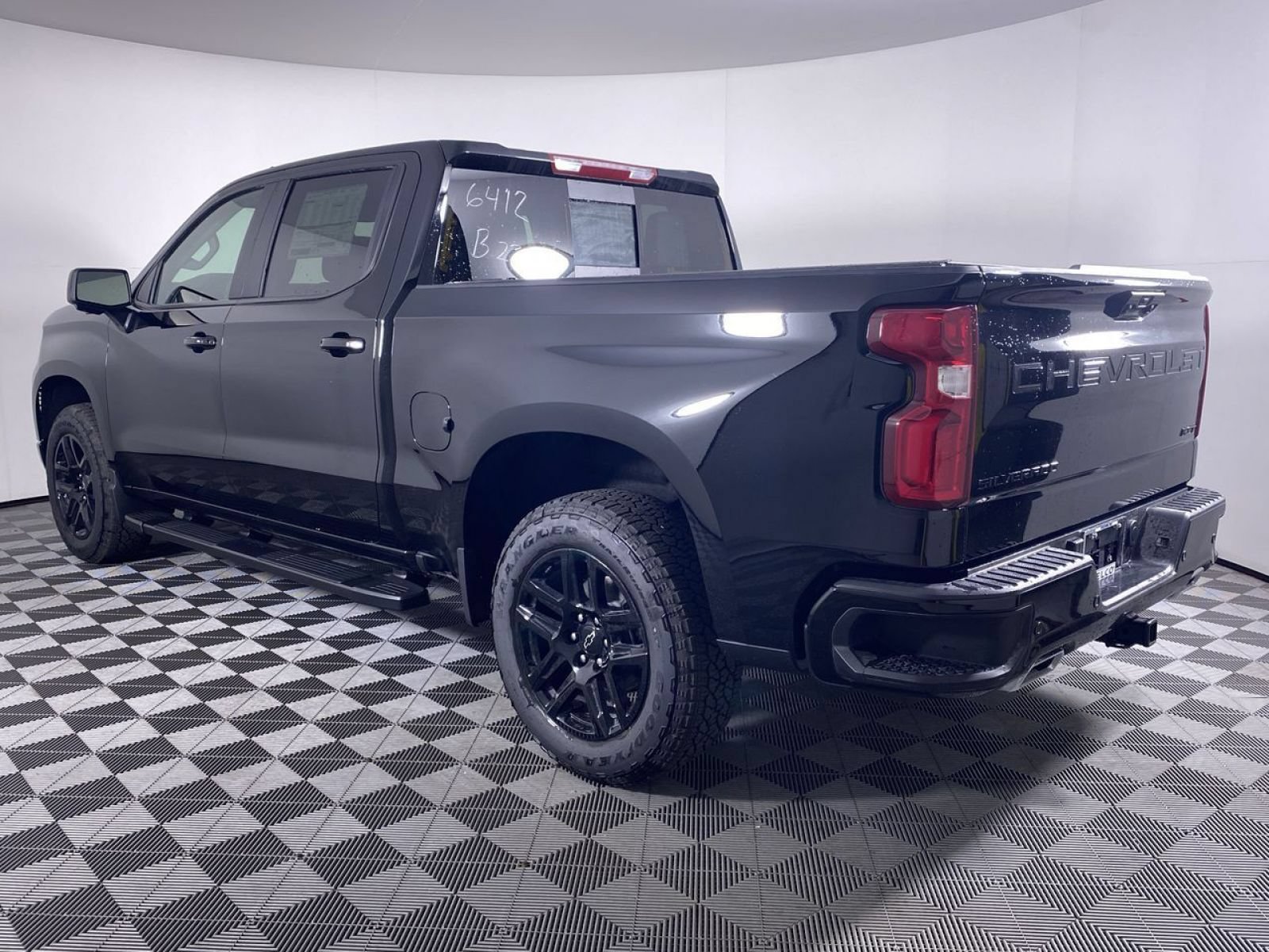 New 2026 Chevrolet Silverado 1500 RST w/ RST All Star Premium Package AWD/4WD image 19
