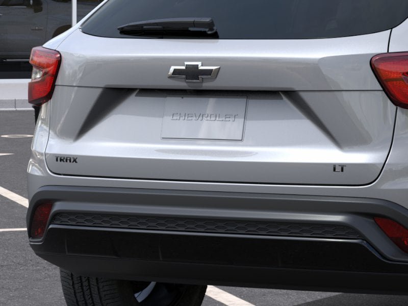New 2026 Chevrolet Trax LT w/ Midnight Edition FWD image 14