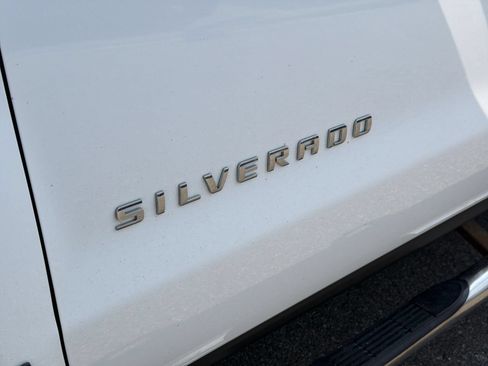 Used 2018 Chevrolet Silverado 1500 W/T AWD/4WD image 16