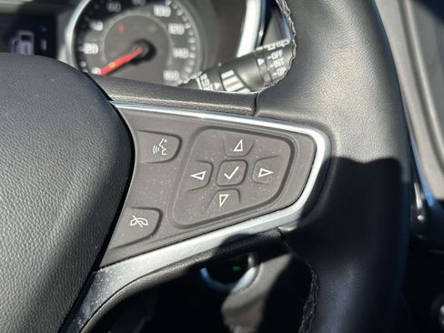 Used 2023 Chevrolet Equinox LT image 25