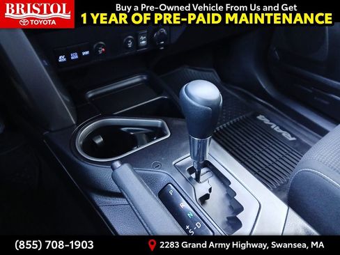 Used 2018 Toyota RAV4 LE image 22