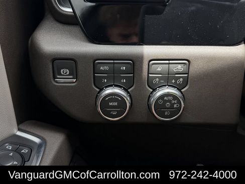 New 2026 GMC Sierra 1500 SLT AWD/4WD image 20