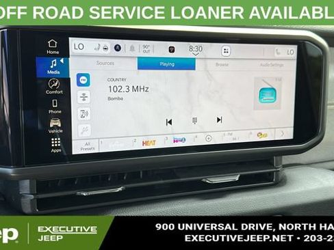 Used 2025 Jeep Wrangler Unlimited Sport AWD/4WD image 15
