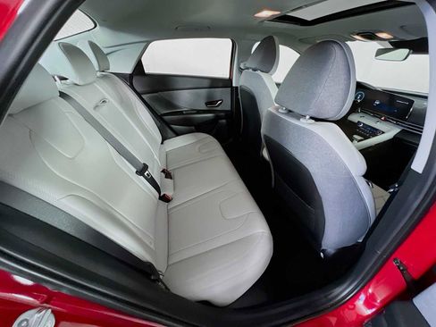 Certified 2023 Hyundai Elantra Limited w/ Cargo Package image 28