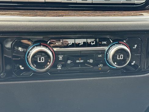 New 2026 GMC Sierra 1500 Elevation image 19