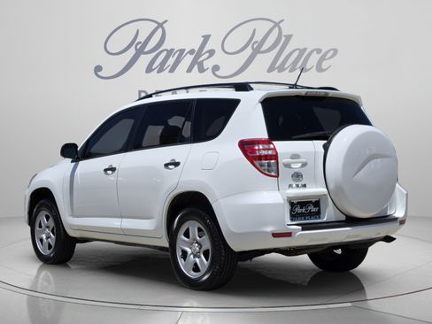 Used 2012 Toyota RAV4 FWD w/ Value Pkg image 3