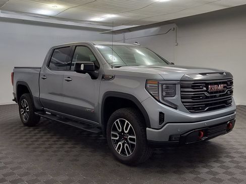 Used 2023 GMC Sierra 1500 AT4 w/ AT4 Premium Package AWD/4WD image 7