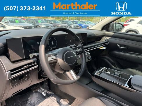 Used 2025 Hyundai Tucson SEL AWD/4WD image 11