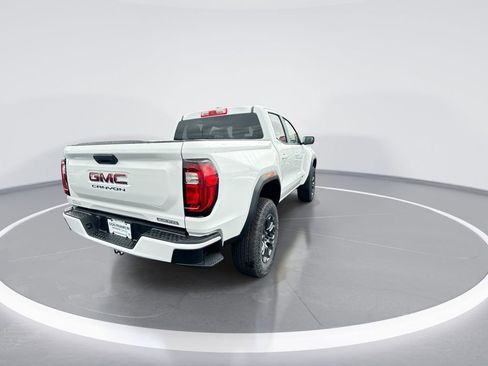 Used 2024 GMC Canyon Elevation image 8