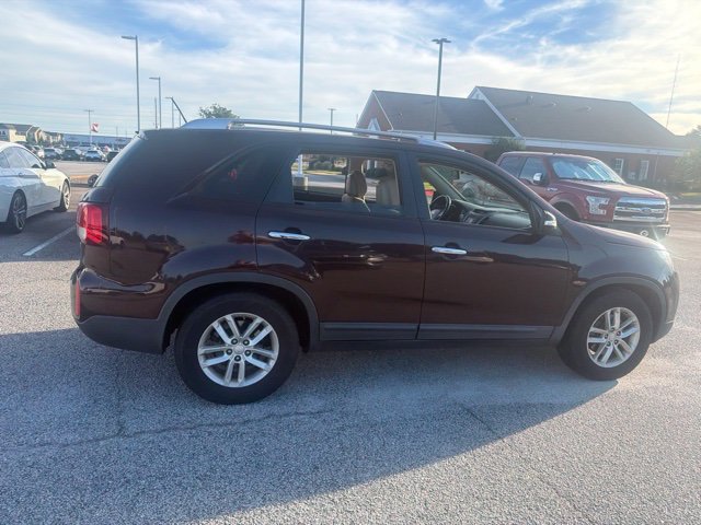 Used 2014 Kia Sorento LX FWD image 9