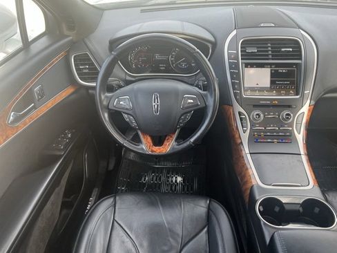 Used 2017 Lincoln MKX Reserve w/ Lincoln MKX Climate Package image 15