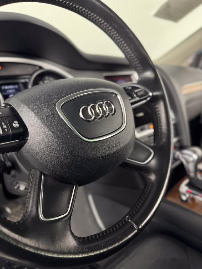 Used 2014 Audi Q7 3.0T S line Prestige AWD/4WD image 30