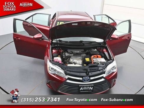 Used 2015 Toyota Camry XLE FWD image 38