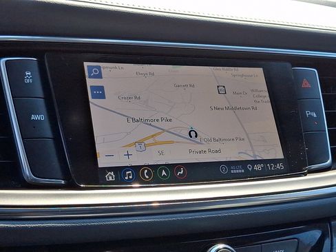 Used 2021 Buick Enclave Essence w/ Sport Touring Edition image 19