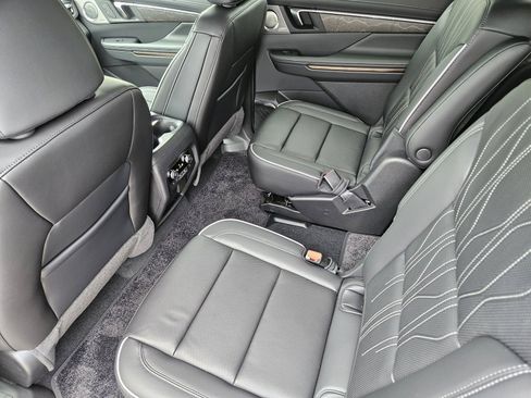 New 2026 Buick Enclave Avenir w/ Super Cruise Package FWD image 20