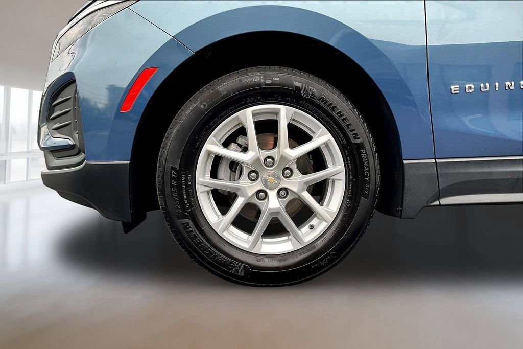 Used 2024 Chevrolet Equinox LS FWD image 30