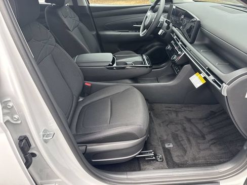 New 2026 Hyundai Tucson Blue SE AWD/4WD image 15