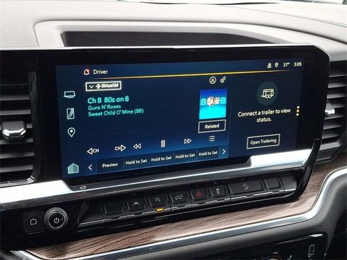 Used 2024 Chevrolet Silverado 1500 LT w/ Z71 Off-Road Package image 17