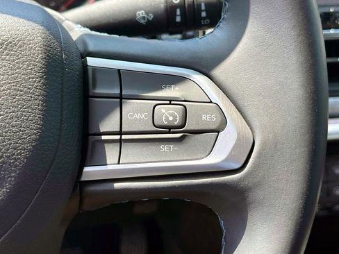 Certified 2022 Jeep Compass Latitude w/ Convenience Group image 23