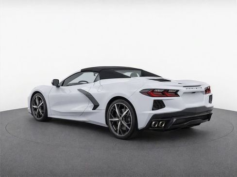 Used 2022 Chevrolet Corvette Stingray Preferred Conv w/ 2LT RWD image 3