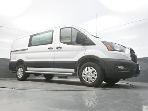 Used 2025 Ford Transit 250 Low Roof w/ Exterior Upgrade Package RWD image 32