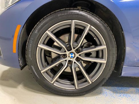 Used 2022 BMW 330i xDrive Sedan w/ Premium Package image 25