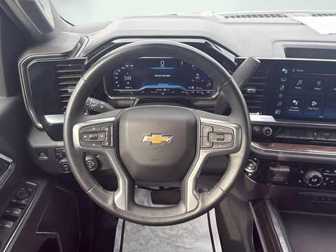 Used 2024 Chevrolet Silverado 2500 LT w/ Convenience Package AWD/4WD image 19