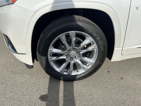 Used 2020 Chevrolet Traverse High Country image 22