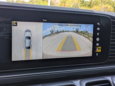 Used 2021 Mercedes-Benz GLE 63 AMG S image 30