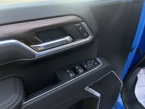 Used 2026 Chevrolet Silverado 1500 LT image 12