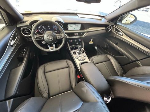 New 2025 Alfa Romeo Stelvio Sprint w/ Convenience Package image 29