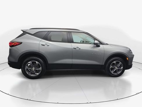 Used 2024 Chevrolet Blazer LT w/ Convenience Package FWD image 11