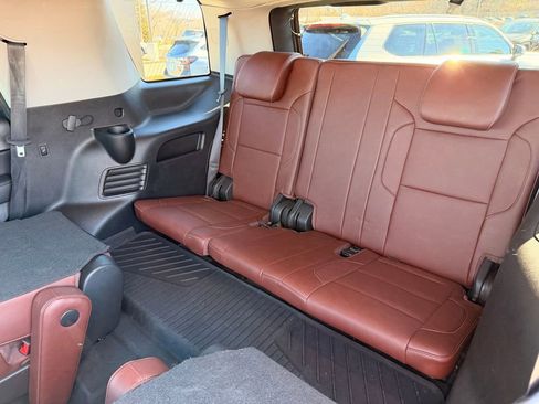 Used 2019 Chevrolet Tahoe Premier w/ Premier Plus Edition image 32