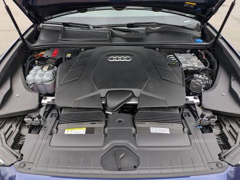 Used 2023 Audi Q8 Premium Plus image 31