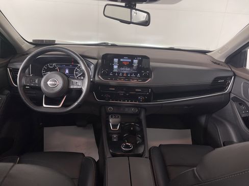 Used 2022 Nissan Rogue SL w/ SL Premium Package image 15