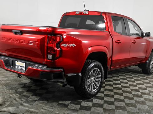 Used 2024 Chevrolet Colorado LT w/ LPO, Pro Essentials Package AWD/4WD image 16