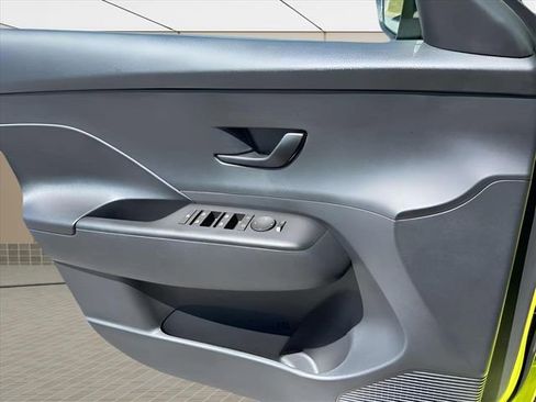 New 2025 Hyundai Kona SEL image 13