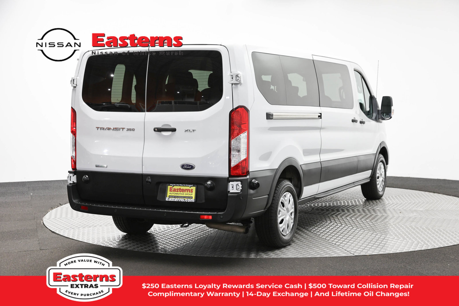 Used 2024 Ford Transit 350 XLT RWD image 5