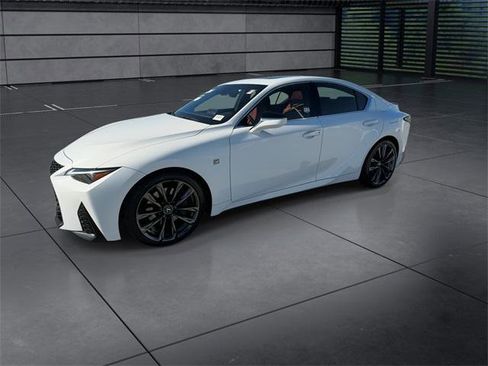 Certified 2024 Lexus IS 300 F Sport image 4