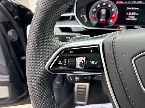 Used 2024 Audi S8 image 24