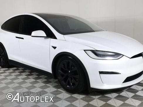 Used 2022 Tesla Model X Plaid AWD/4WD image 3